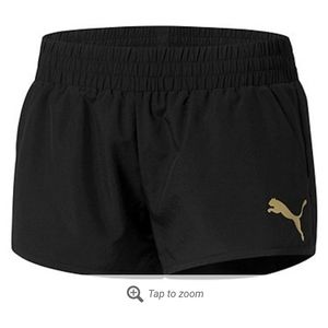 Women active essential shorts